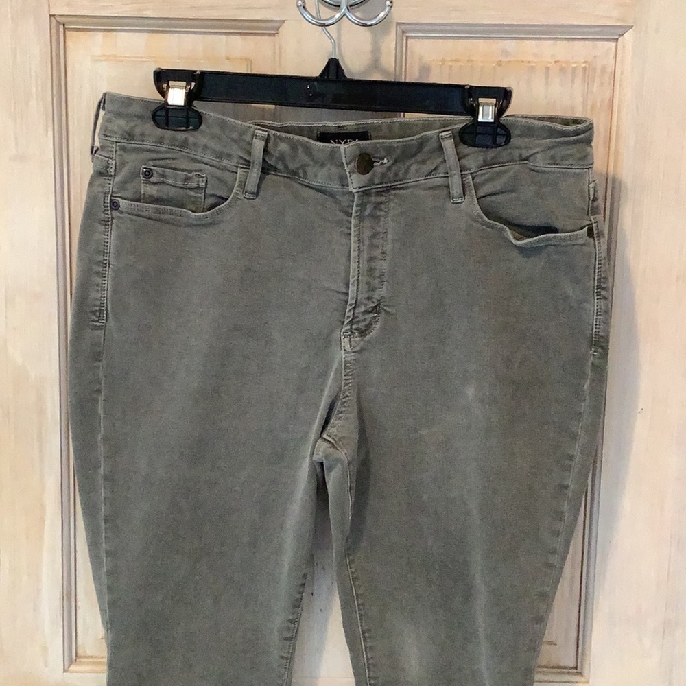 NYDJ Women's Ankle & Cropped Jeans - Grey wash